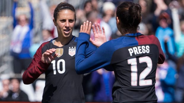 carli-lloyd-facebook-qa.jpg